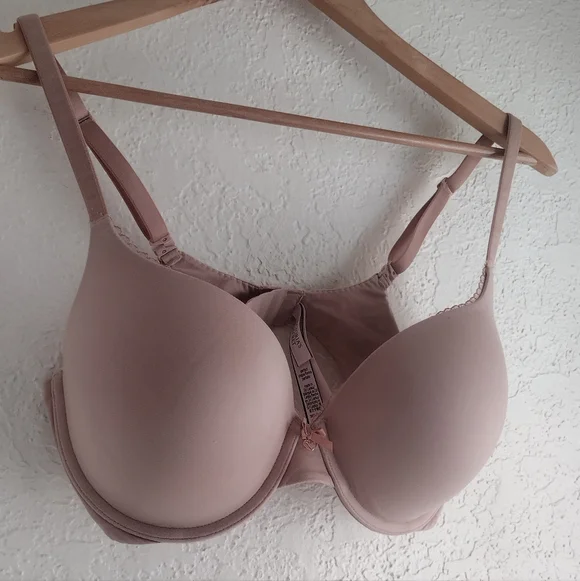 Victoria's Secret Nude Perfect Shape Padded Bra - Picture 2 of 5